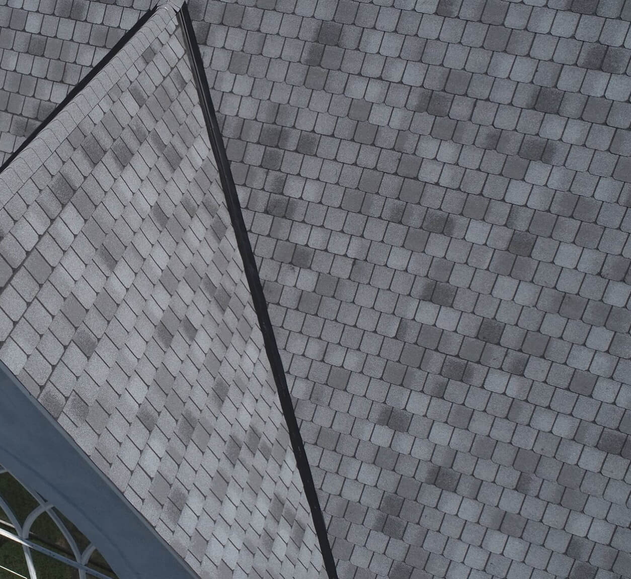 new asphalt roof installed by commercial asphalt roofers in Ohio